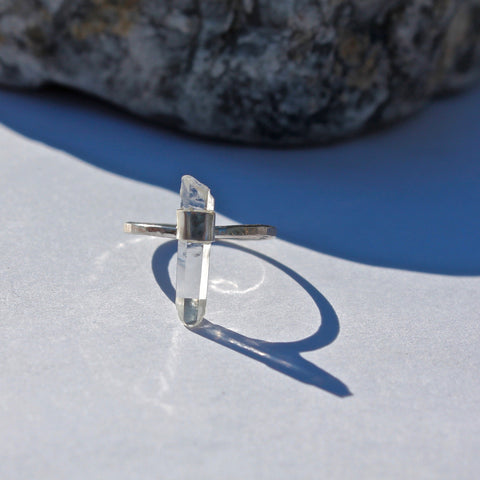 Small raw crystal ring 