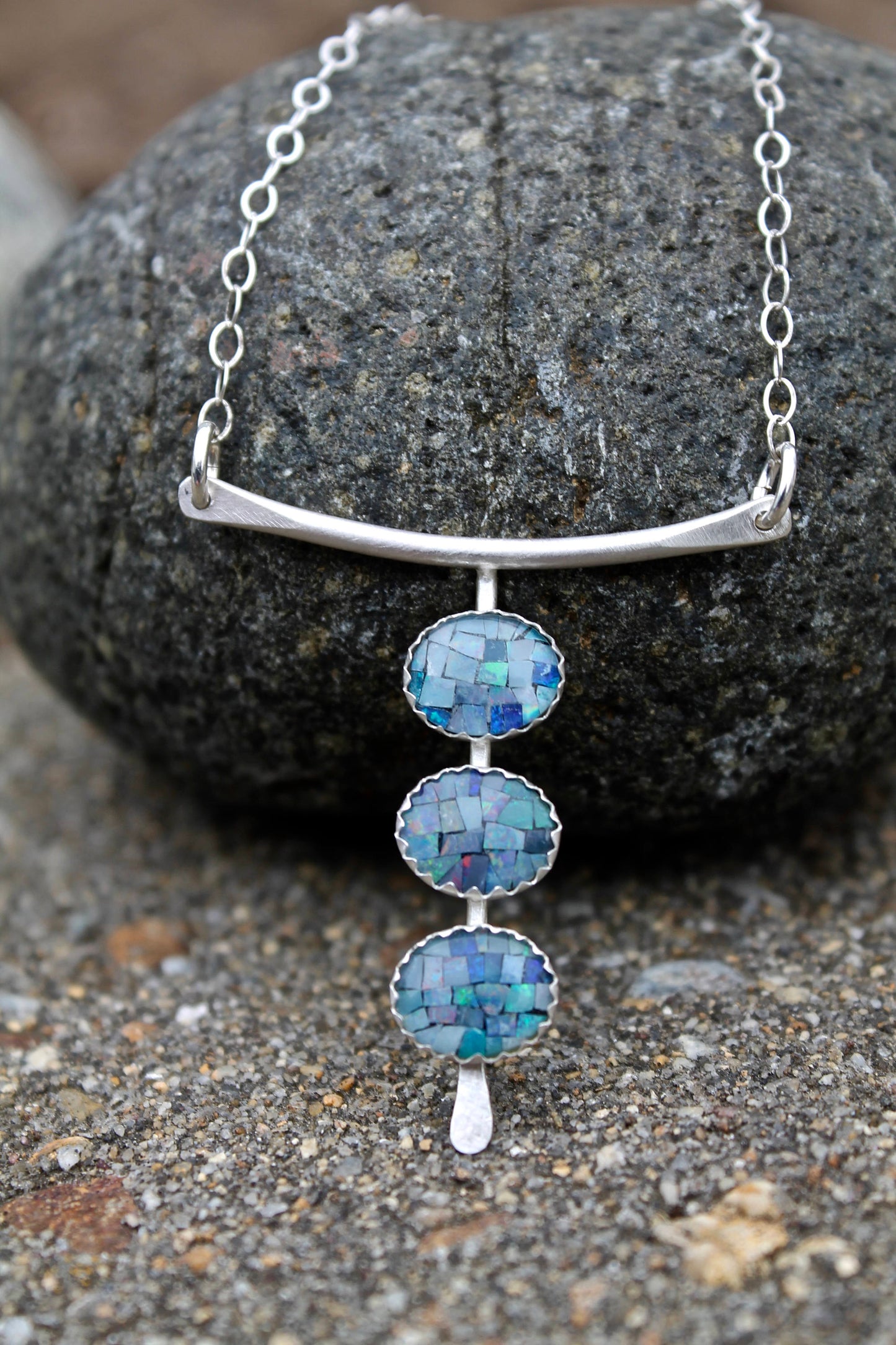 Three Stones Necklace in Silver