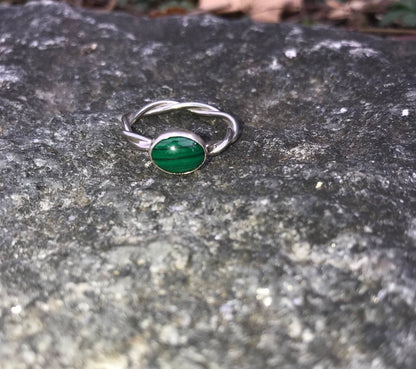 Malachite Twist Band in Sterling Silver
