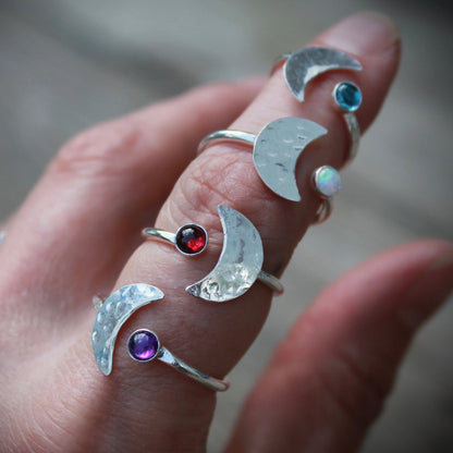 Moon Ring with Stone in Silver adjustable