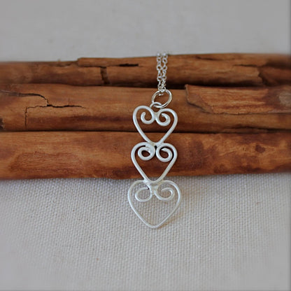 Three Hearts Connected Necklace in Silver