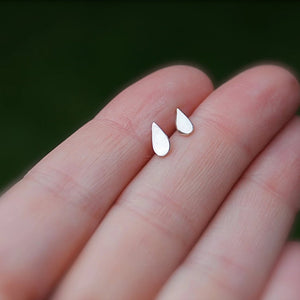 Teardrop Raindrop Silver Earrings